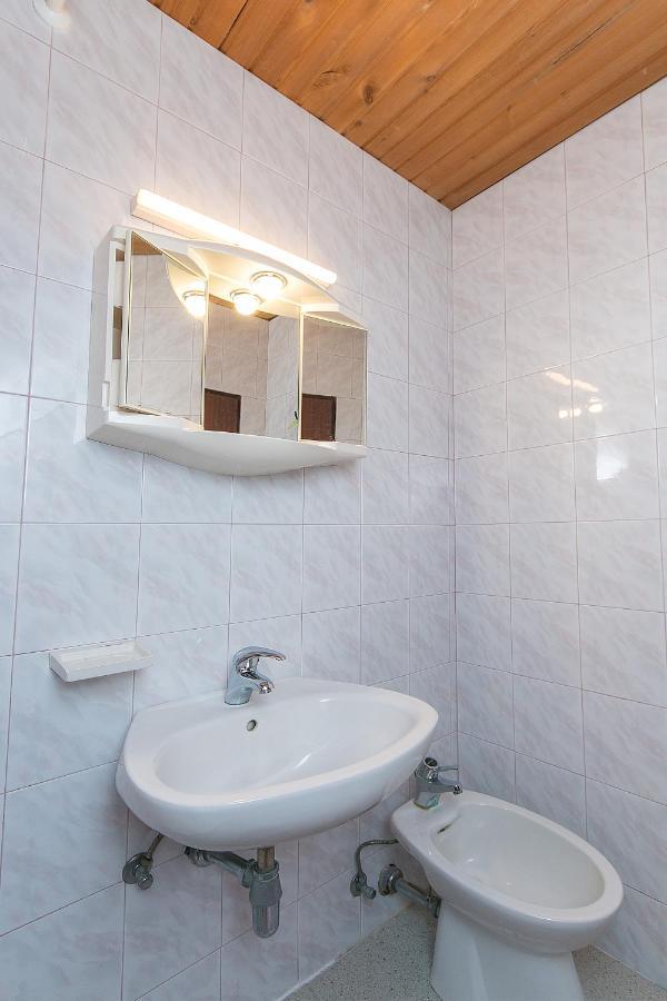 Apartment Zivogosce - Blato 1057D Buitenkant foto